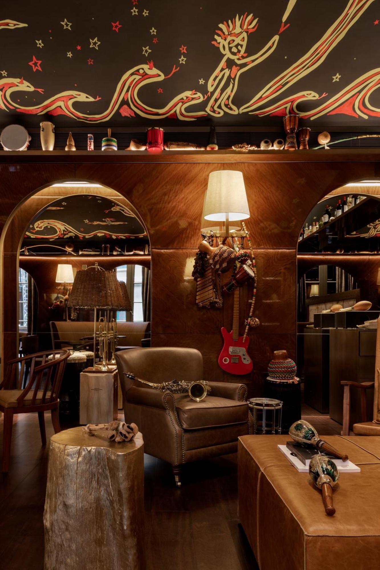 Rosewood Sao Paulo Hotel Bagian luar foto The interior of the bar