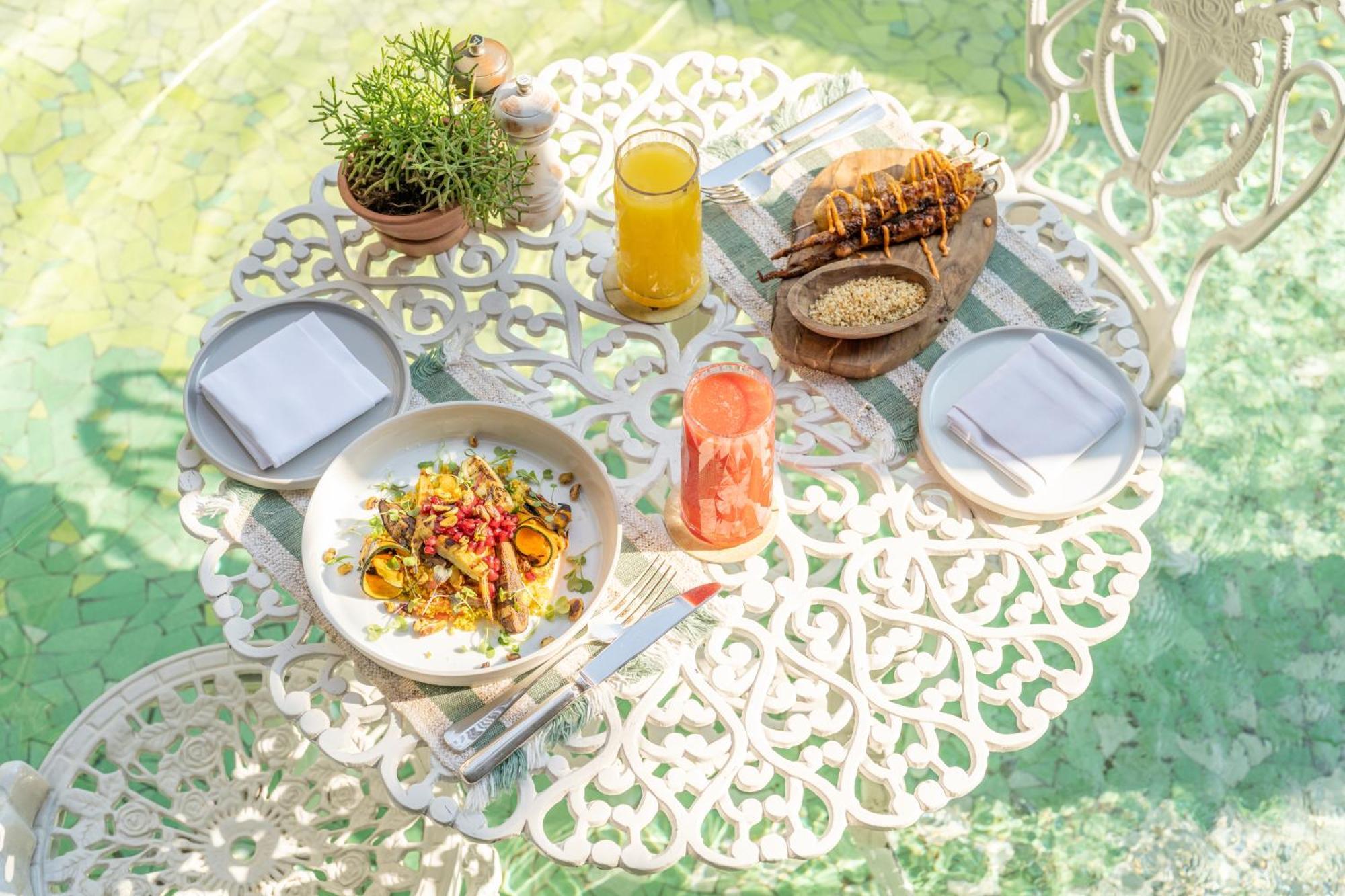 Rosewood Sao Paulo Hotel Bagian luar foto A typical breakfast at the hotel