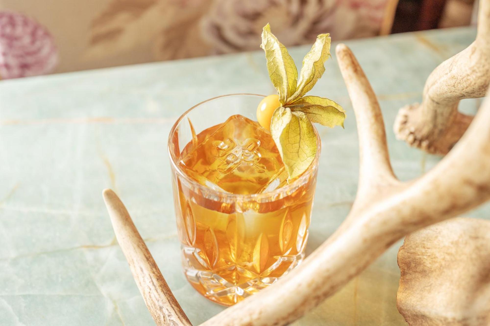 Rosewood Sao Paulo Hotel Bagian luar foto A maple bourbon old fashioned