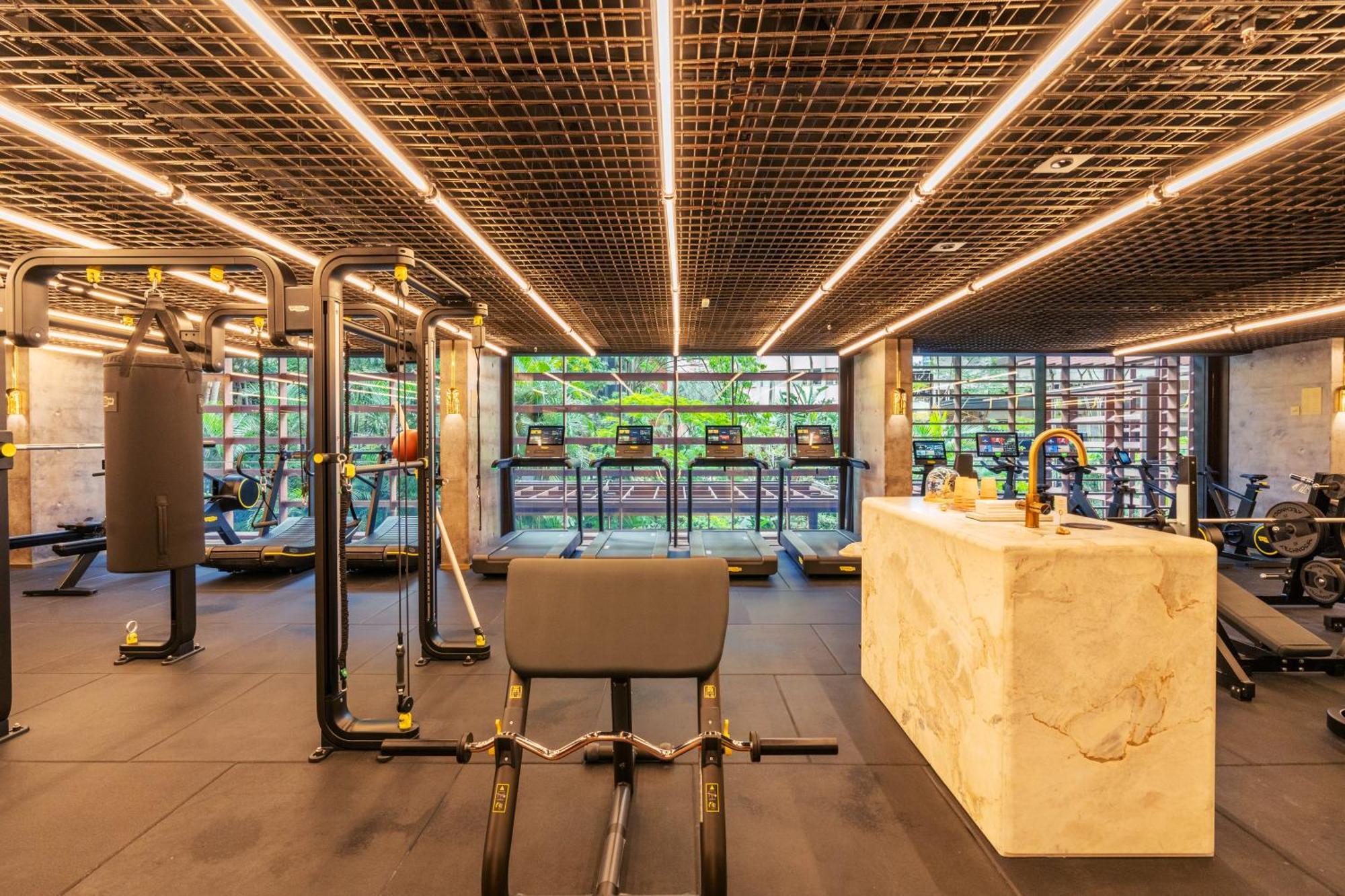 Rosewood Sao Paulo Hotel Bagian luar foto The gym at the hotel
